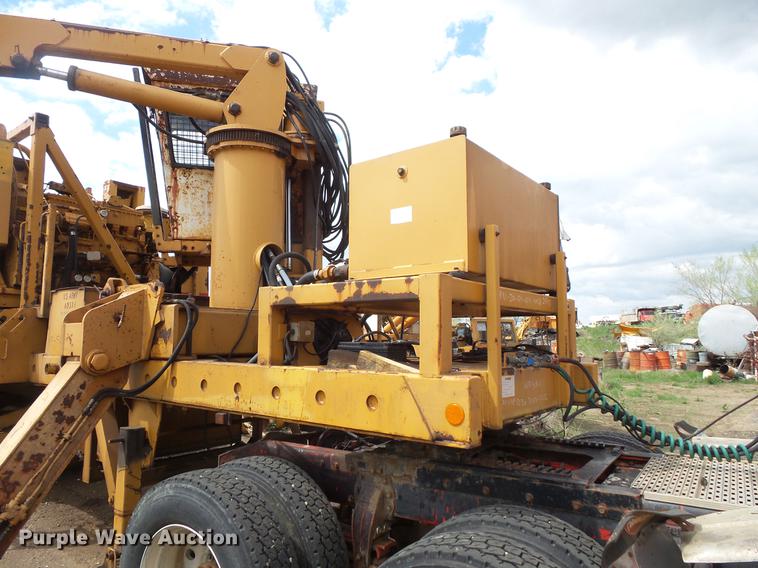 image for item DC1209 1993 Rexworks Maxigrind 425G horizontal grinder