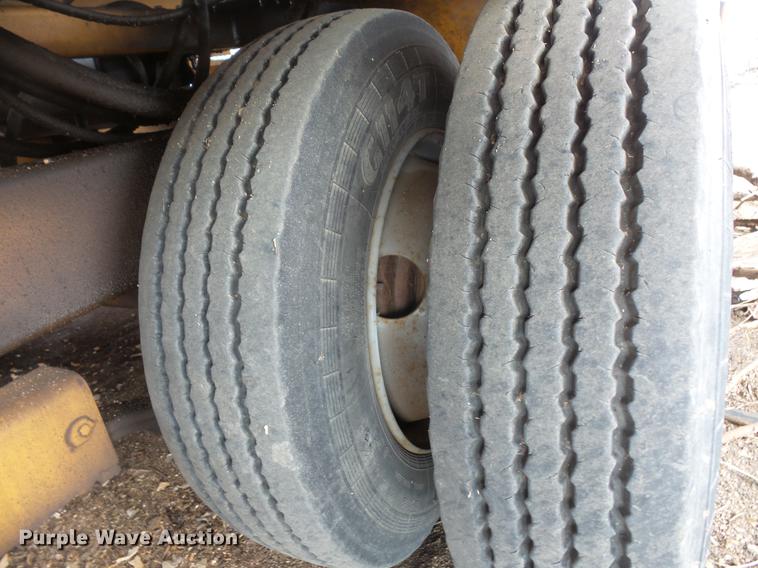 image for item DC1209 1993 Rexworks Maxigrind 425G horizontal grinder