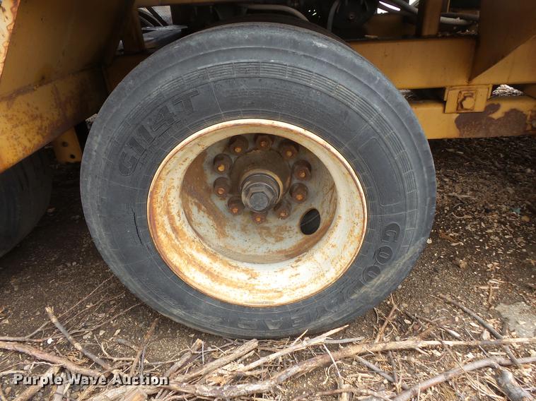 image for item DC1209 1993 Rexworks Maxigrind 425G horizontal grinder