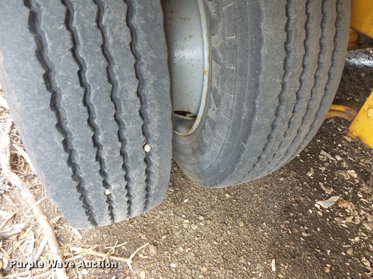 image for item DC1209 1993 Rexworks Maxigrind 425G horizontal grinder