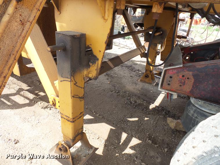 image for item DC1209 1993 Rexworks Maxigrind 425G horizontal grinder