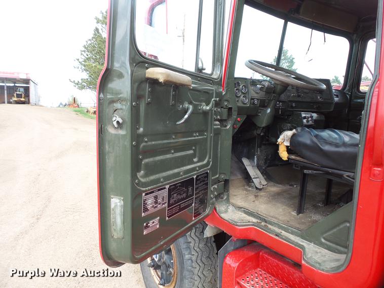 image for item DC1210 1983 Mack DM400 tank truck