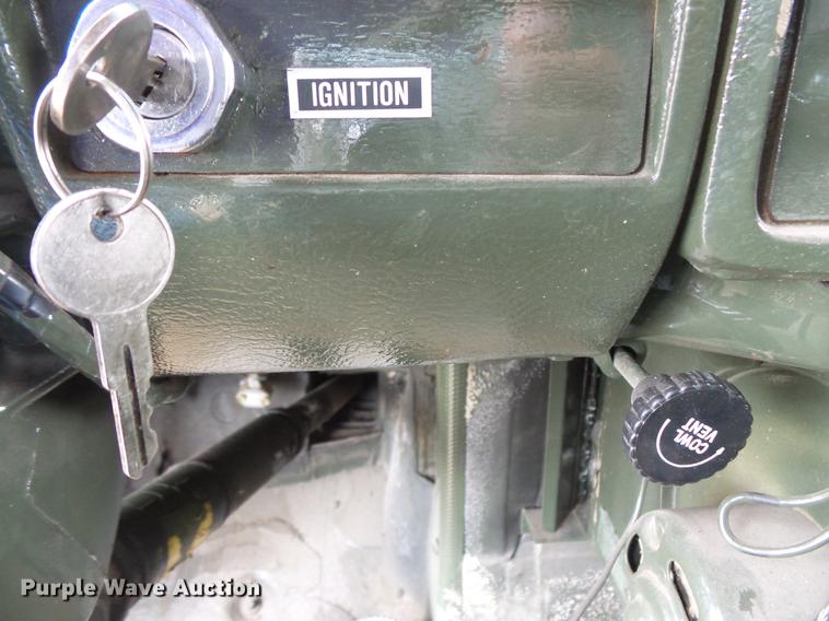 image for item DC1210 1983 Mack DM400 tank truck