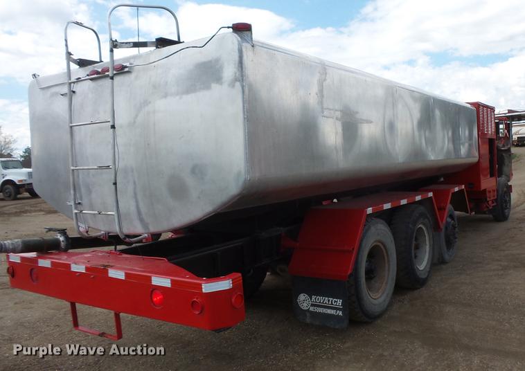 image for item DC1210 1983 Mack DM400 tank truck