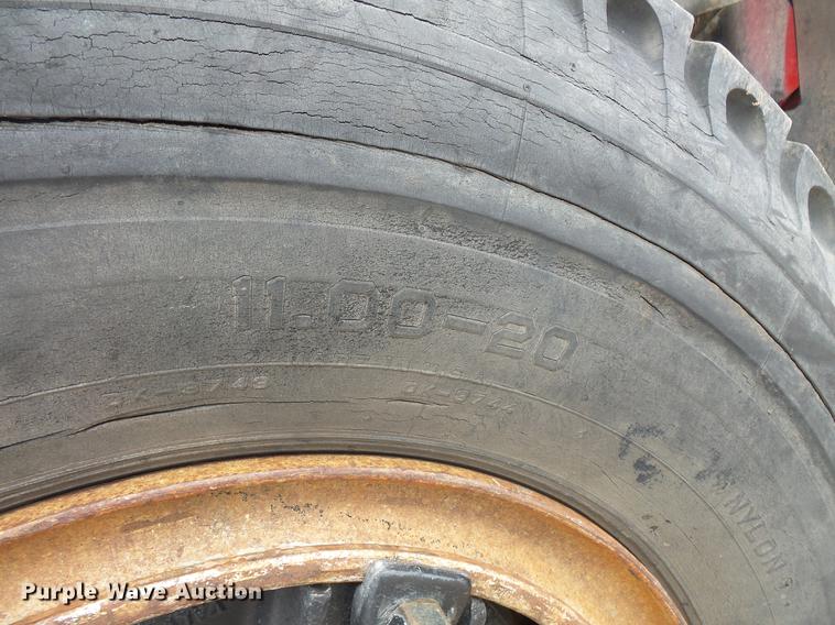 image for item DC1210 1983 Mack DM400 tank truck