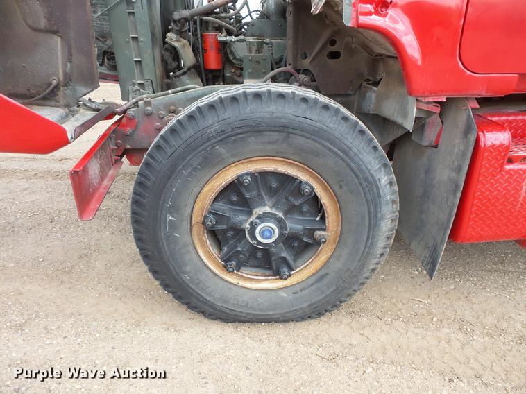 image for item DC1210 1983 Mack DM400 tank truck