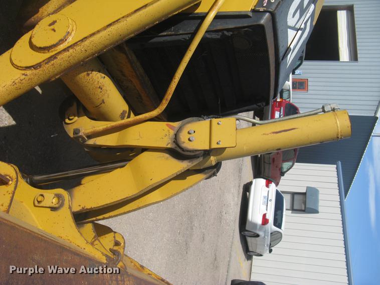 image for item DC2257 2004 Caterpillar 420D backhoe