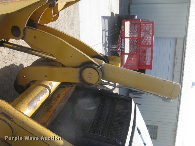 image for item DC2257 2004 Caterpillar 420D backhoe