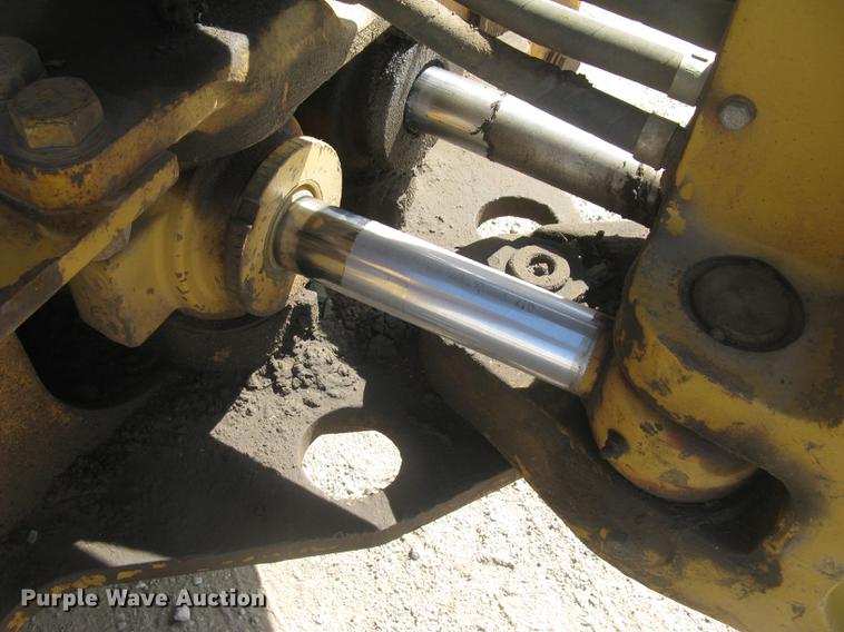 image for item DC2257 2004 Caterpillar 420D backhoe