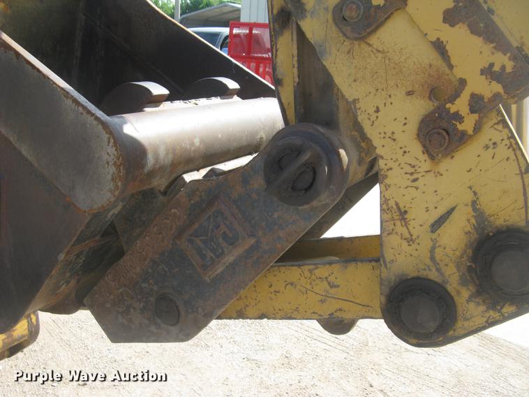 image for item DC2257 2004 Caterpillar 420D backhoe