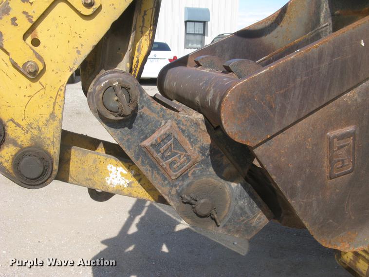 image for item DC2257 2004 Caterpillar 420D backhoe