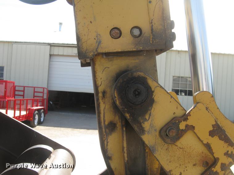 image for item DC2257 2004 Caterpillar 420D backhoe