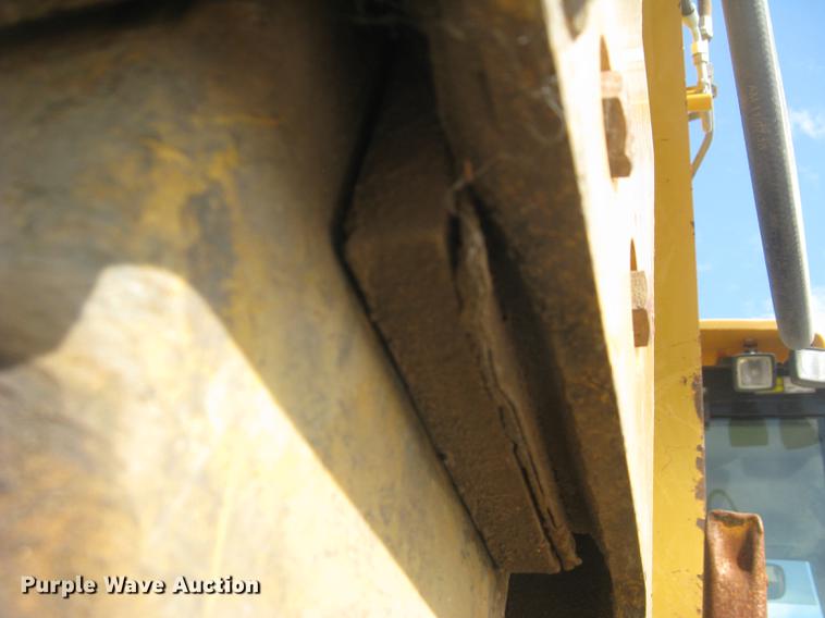 image for item DC2257 2004 Caterpillar 420D backhoe