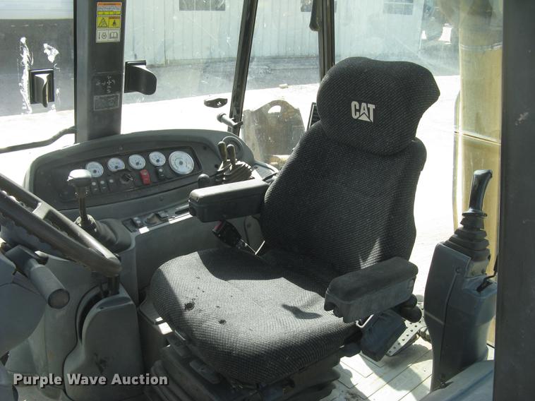 image for item DC2257 2004 Caterpillar 420D backhoe