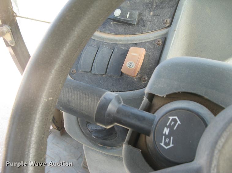 image for item DC2257 2004 Caterpillar 420D backhoe