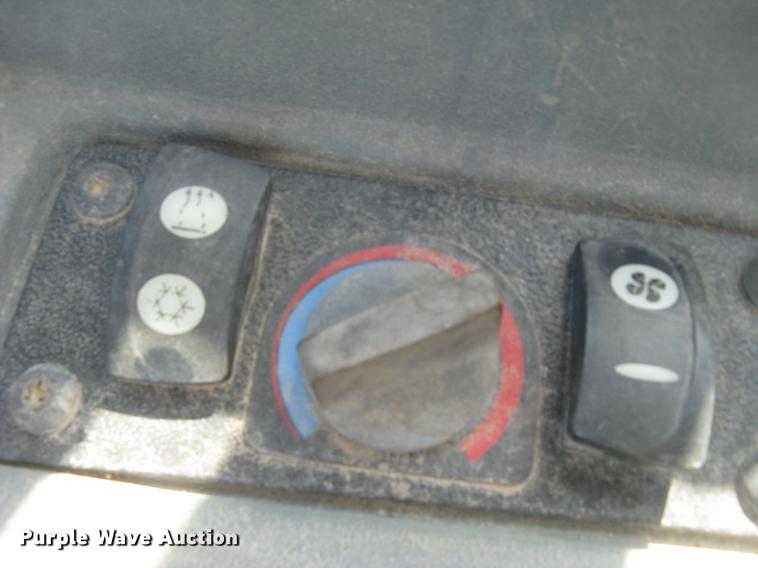 image for item DC2257 2004 Caterpillar 420D backhoe