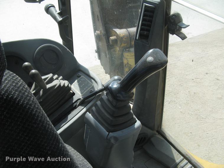 image for item DC2257 2004 Caterpillar 420D backhoe