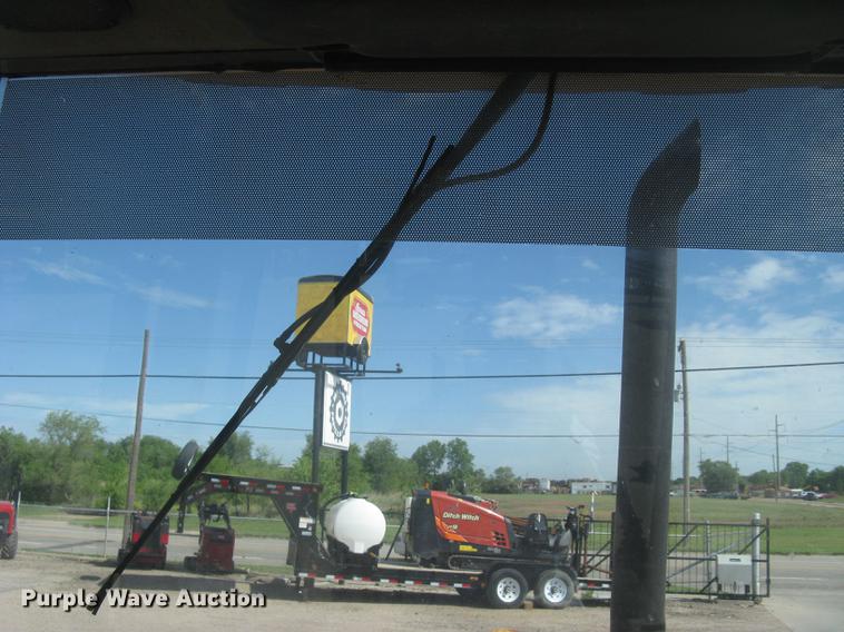 image for item DC2257 2004 Caterpillar 420D backhoe