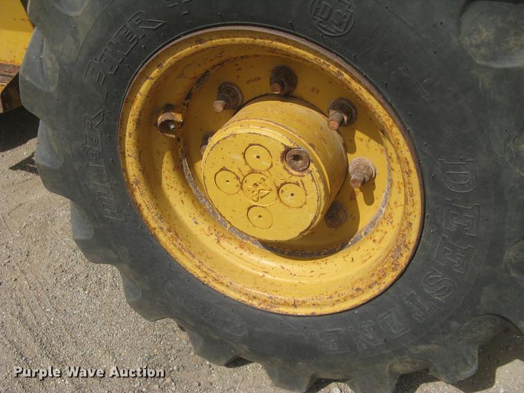 image for item DC2257 2004 Caterpillar 420D backhoe