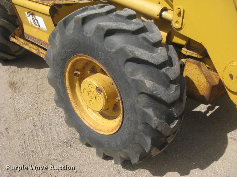 image for item DC2257 2004 Caterpillar 420D backhoe