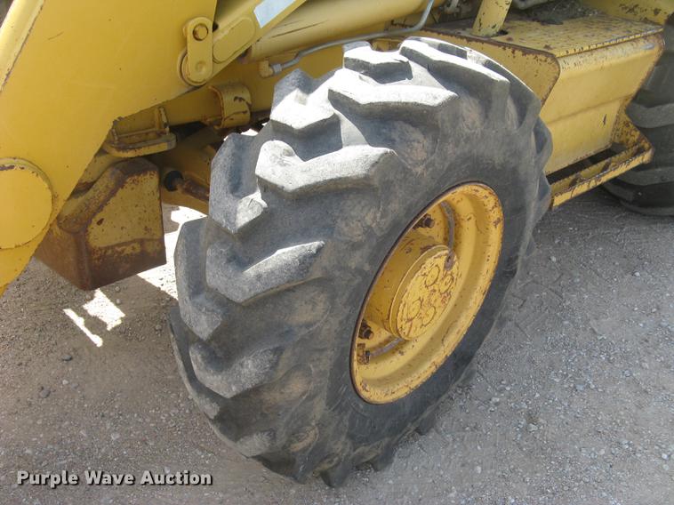 image for item DC2257 2004 Caterpillar 420D backhoe