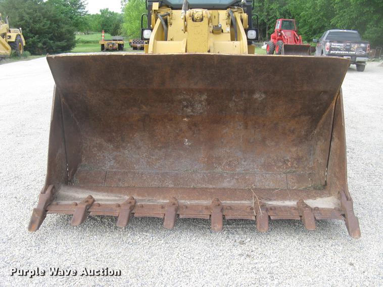 image for item DC2259 2003 Caterpillar 953C track loader