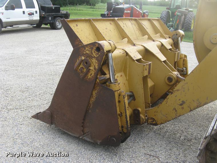 image for item DC2259 2003 Caterpillar 953C track loader