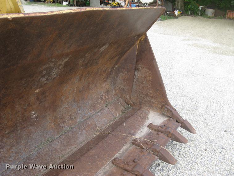 image for item DC2259 2003 Caterpillar 953C track loader