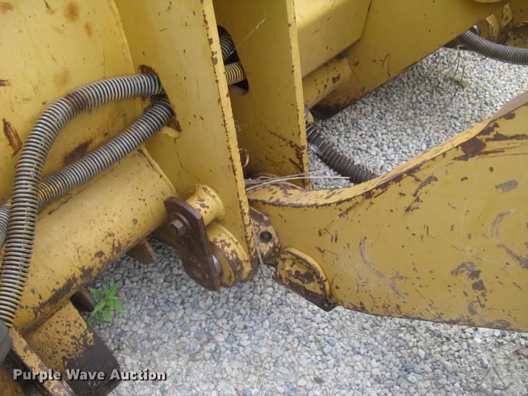 image for item DC2259 2003 Caterpillar 953C track loader