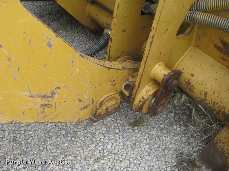 image for item DC2259 2003 Caterpillar 953C track loader