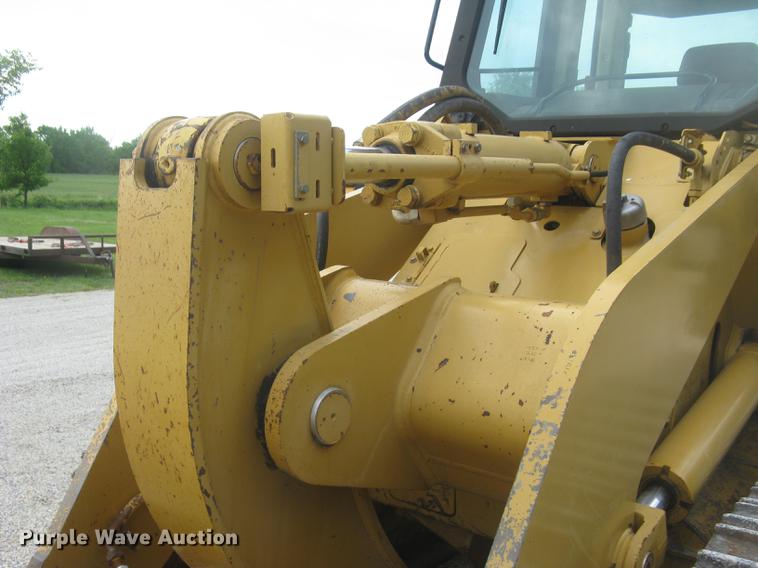 image for item DC2259 2003 Caterpillar 953C track loader