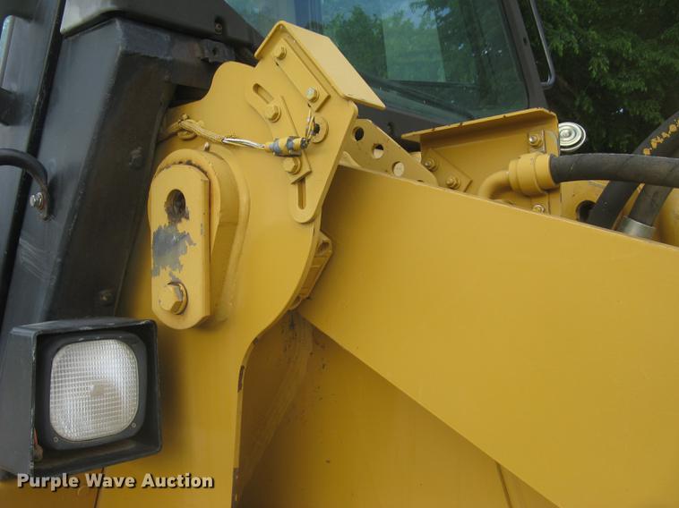 image for item DC2259 2003 Caterpillar 953C track loader