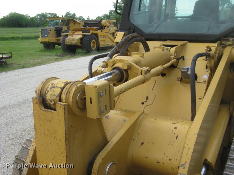 image for item DC2259 2003 Caterpillar 953C track loader