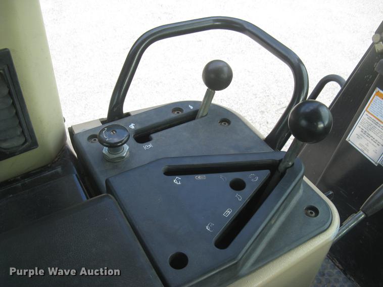 image for item DC2259 2003 Caterpillar 953C track loader