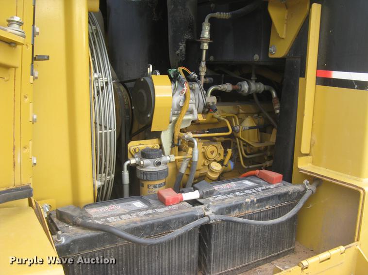 image for item DC2259 2003 Caterpillar 953C track loader