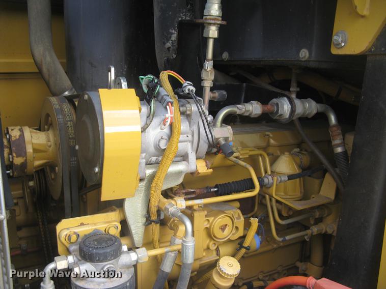 image for item DC2259 2003 Caterpillar 953C track loader