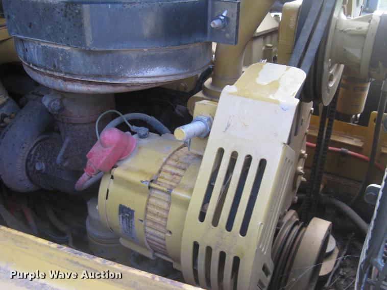 image for item DC2259 2003 Caterpillar 953C track loader