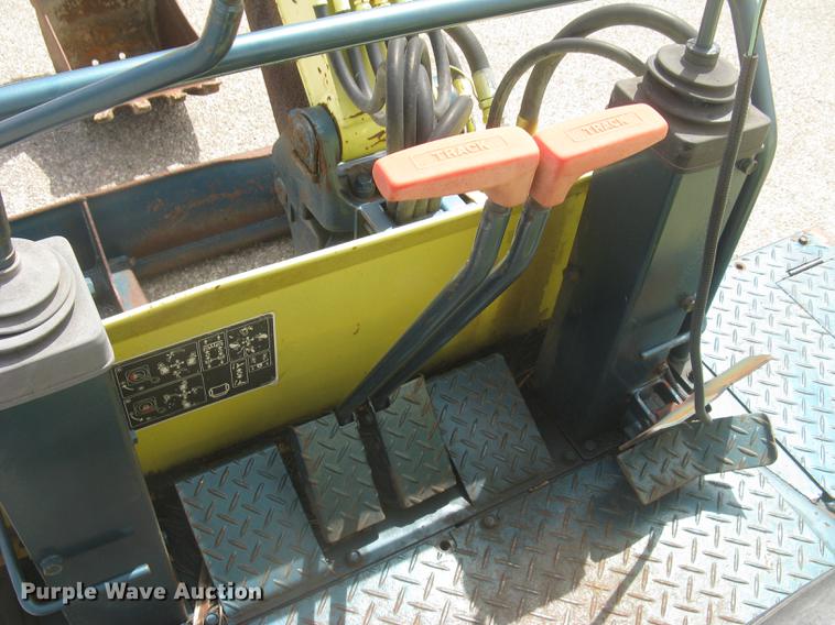 image for item DC2260 Yanmar B27-1 mini excavator
