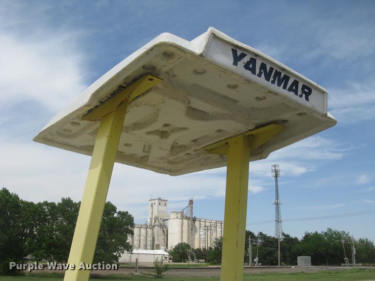 image for item DC2260 Yanmar B27-1 mini excavator