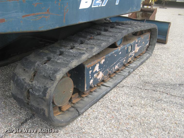 image for item DC2260 Yanmar B27-1 mini excavator