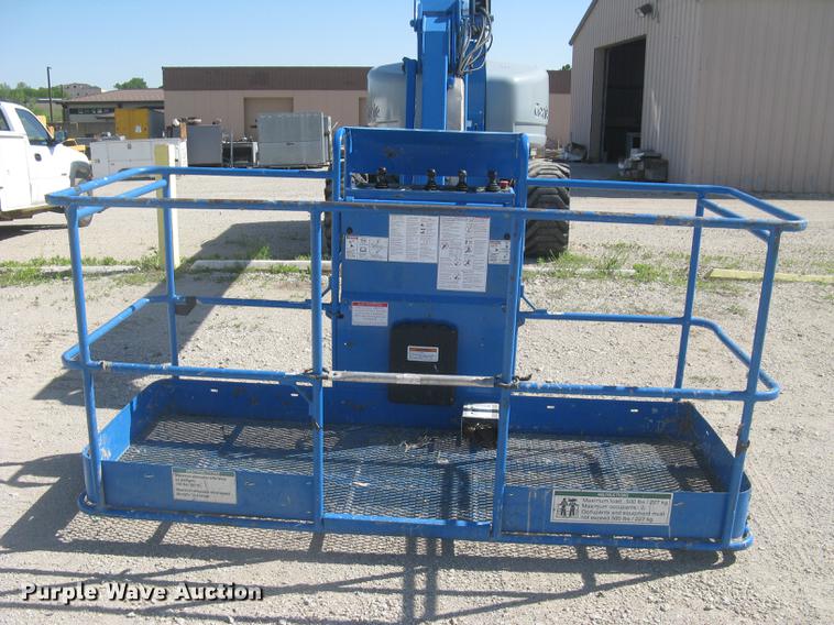 image for item DC2263 2003 Genie Z-80/60 boom lift