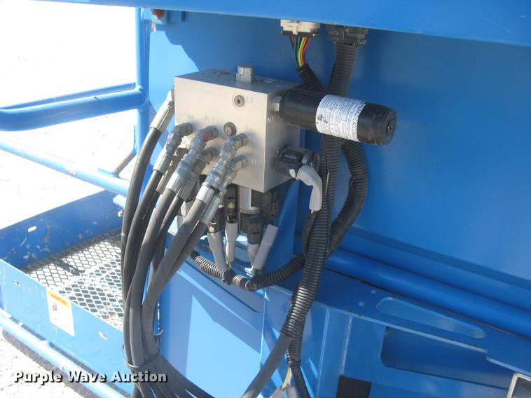 image for item DC2263 2003 Genie Z-80/60 boom lift