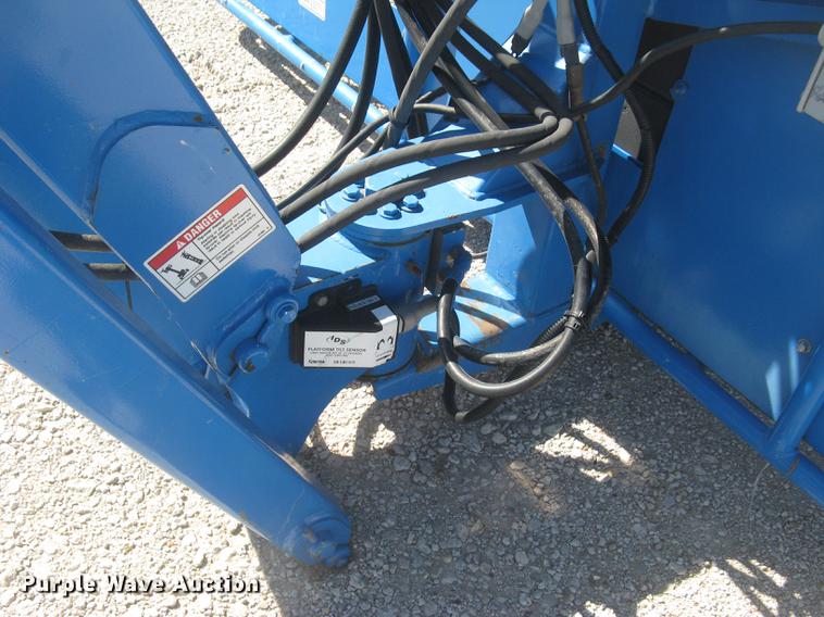 image for item DC2263 2003 Genie Z-80/60 boom lift