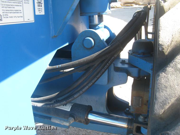 image for item DC2263 2003 Genie Z-80/60 boom lift