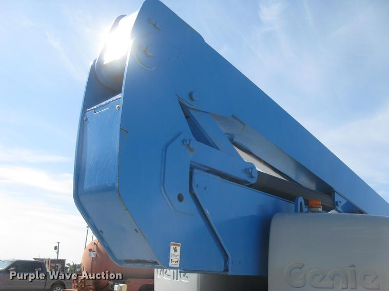 image for item DC2263 2003 Genie Z-80/60 boom lift