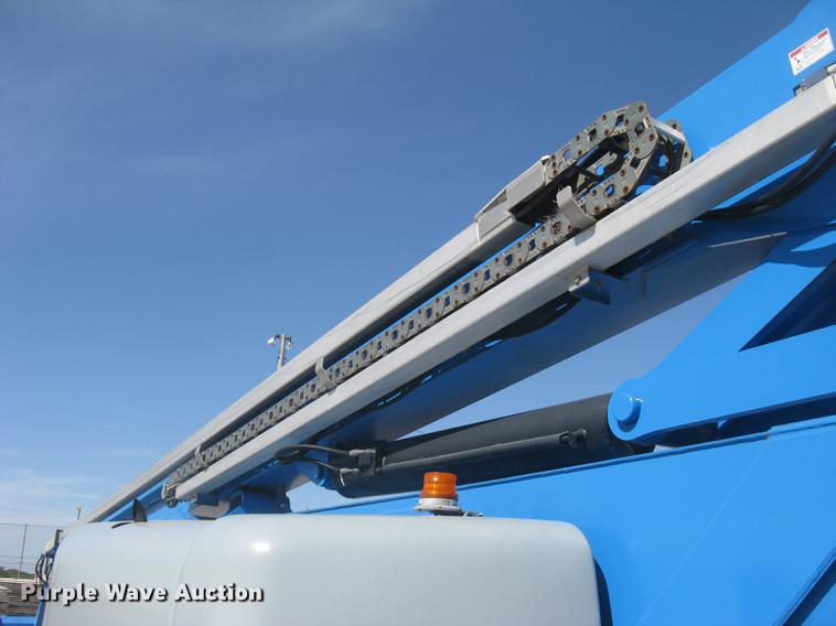 image for item DC2263 2003 Genie Z-80/60 boom lift