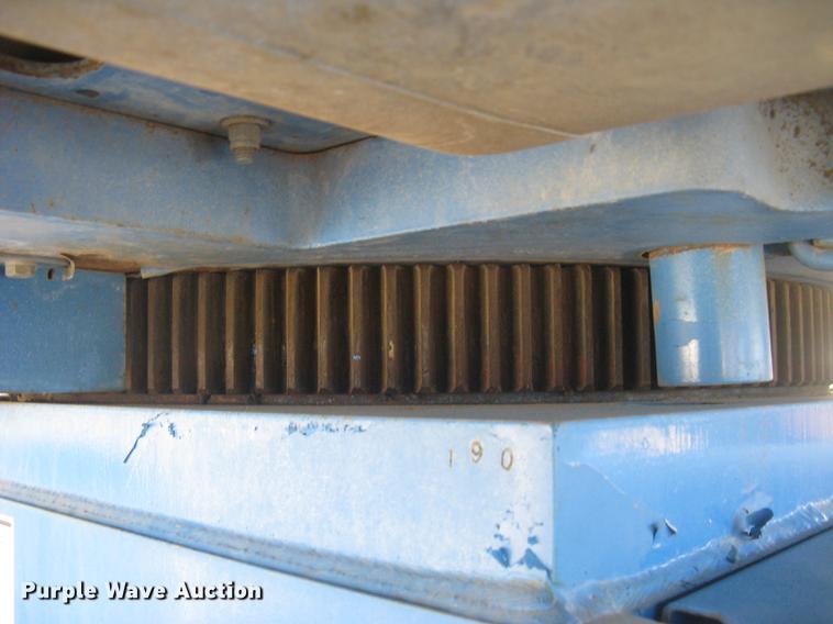 image for item DC2263 2003 Genie Z-80/60 boom lift