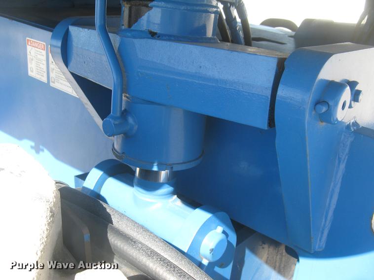image for item DC2263 2003 Genie Z-80/60 boom lift