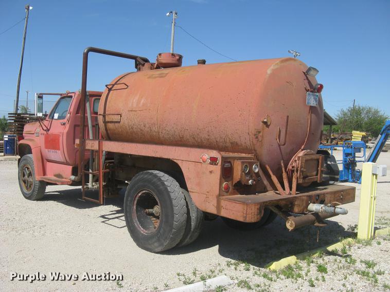 image for item DC2264 1978 GMC Sierra 6500 tank truck