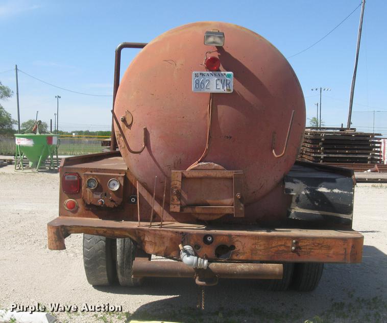 image for item DC2264 1978 GMC Sierra 6500 tank truck
